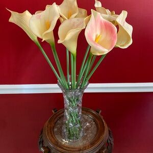 SILK CALLA LILIES